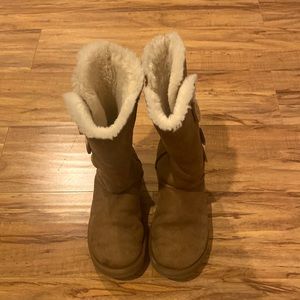 Ugg Womens Tall 3 Button Boots. Size 6. used